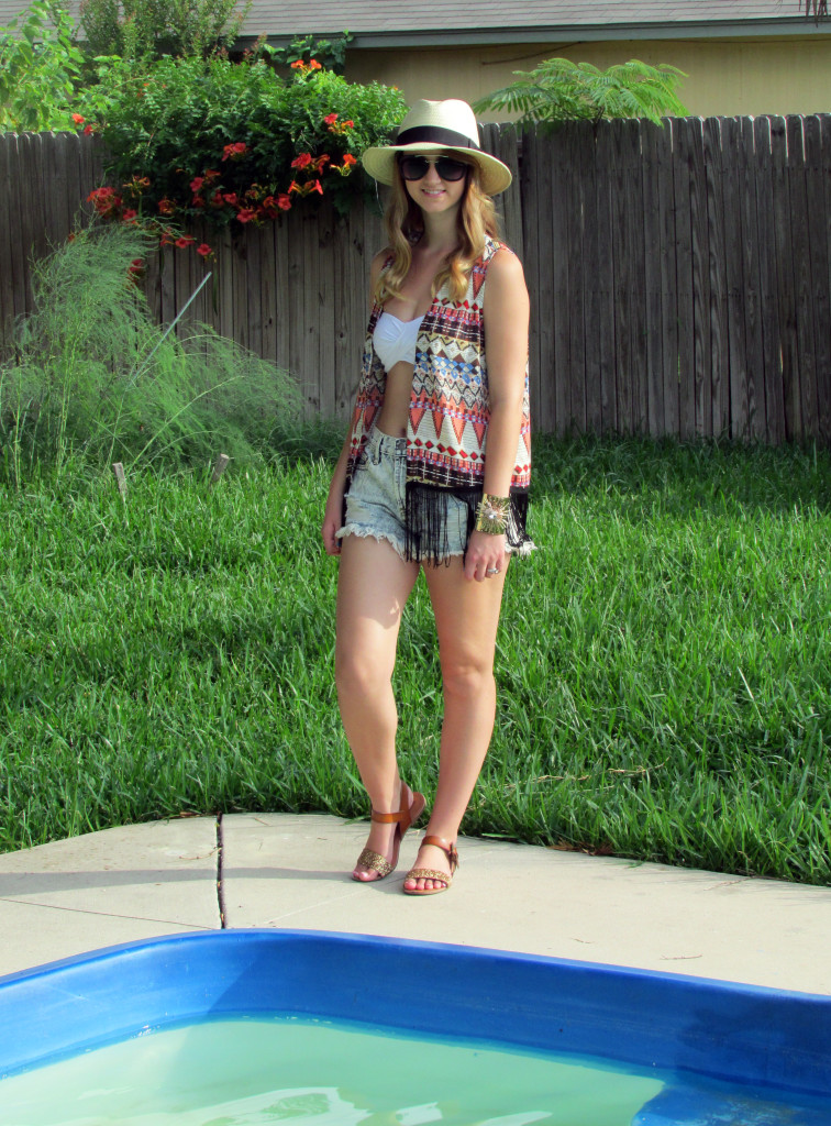 boho look, fringe, fedora hat