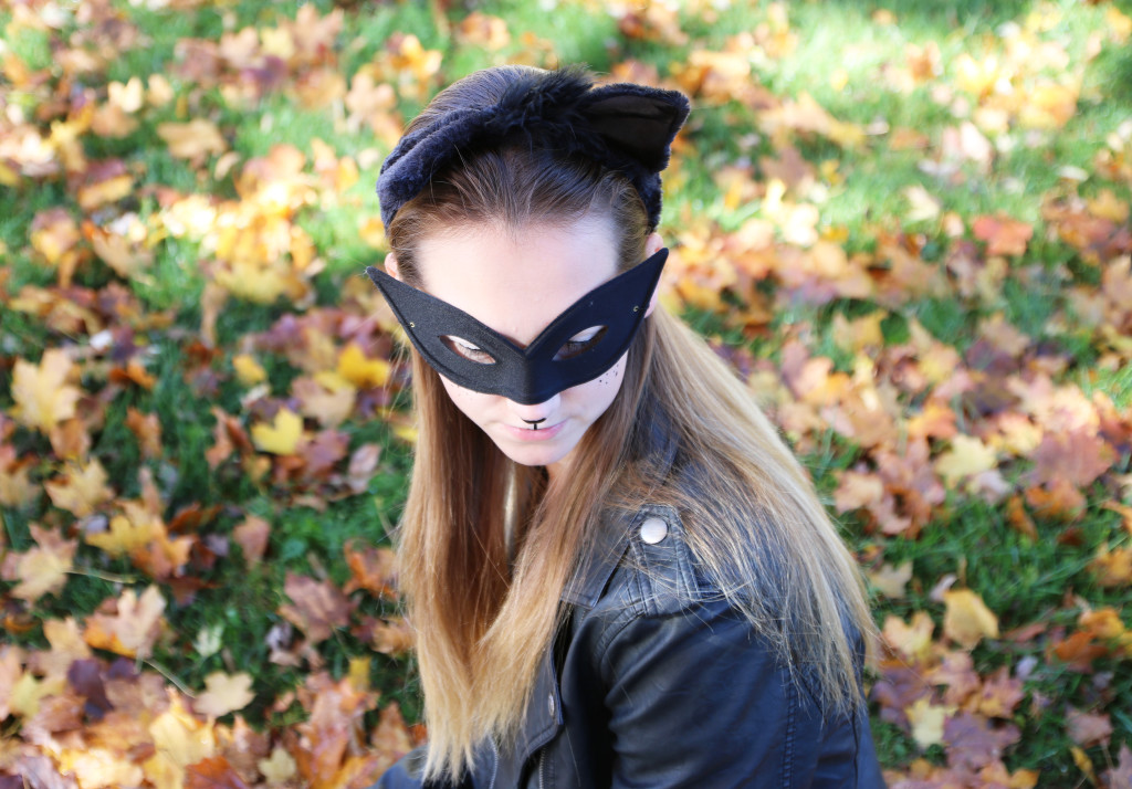 mask, cat woman costume
