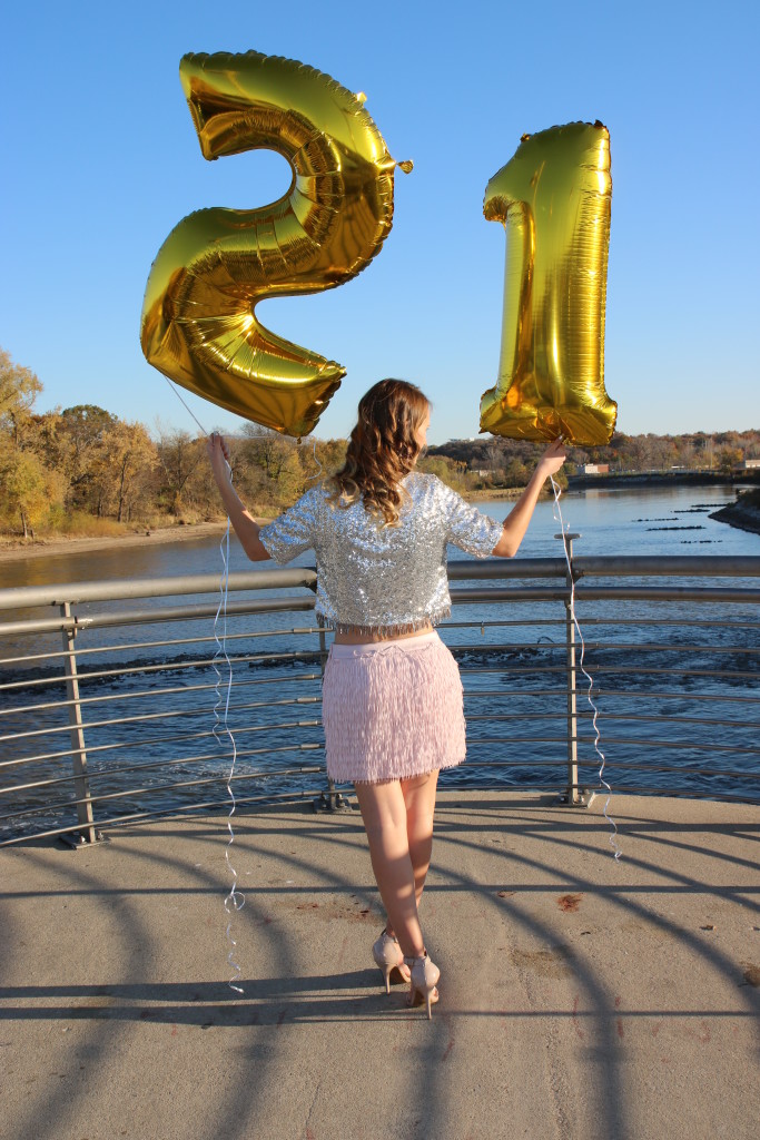 21 balloons, 21st birthday, pink fringe, sequins