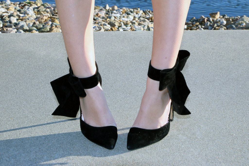 JustFab, bow heels, holiday look