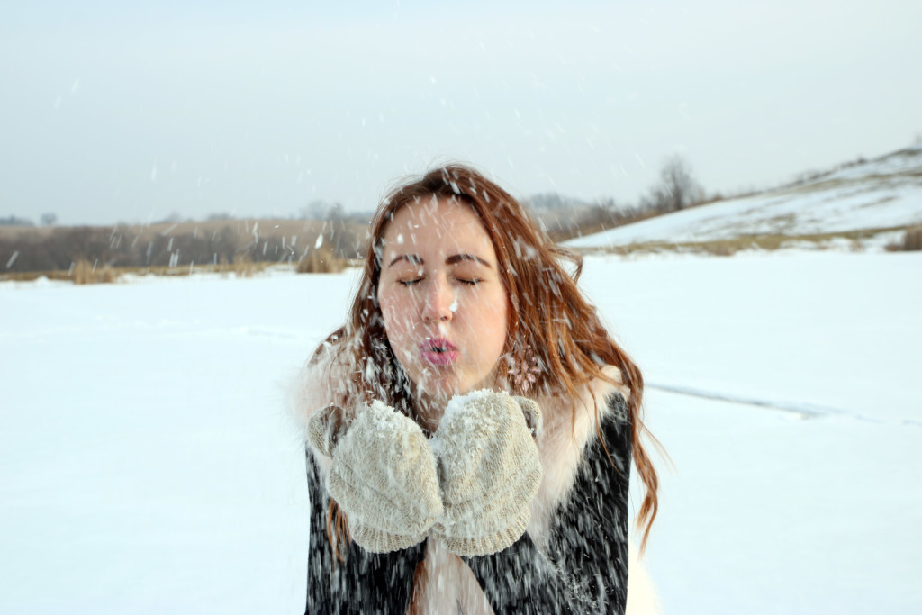 snow, Happiness Boutique earrings