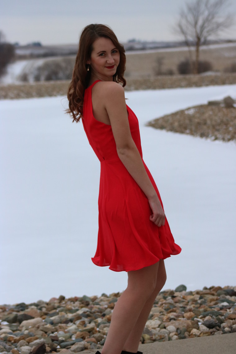 Express red dress, Valentine's Day look 