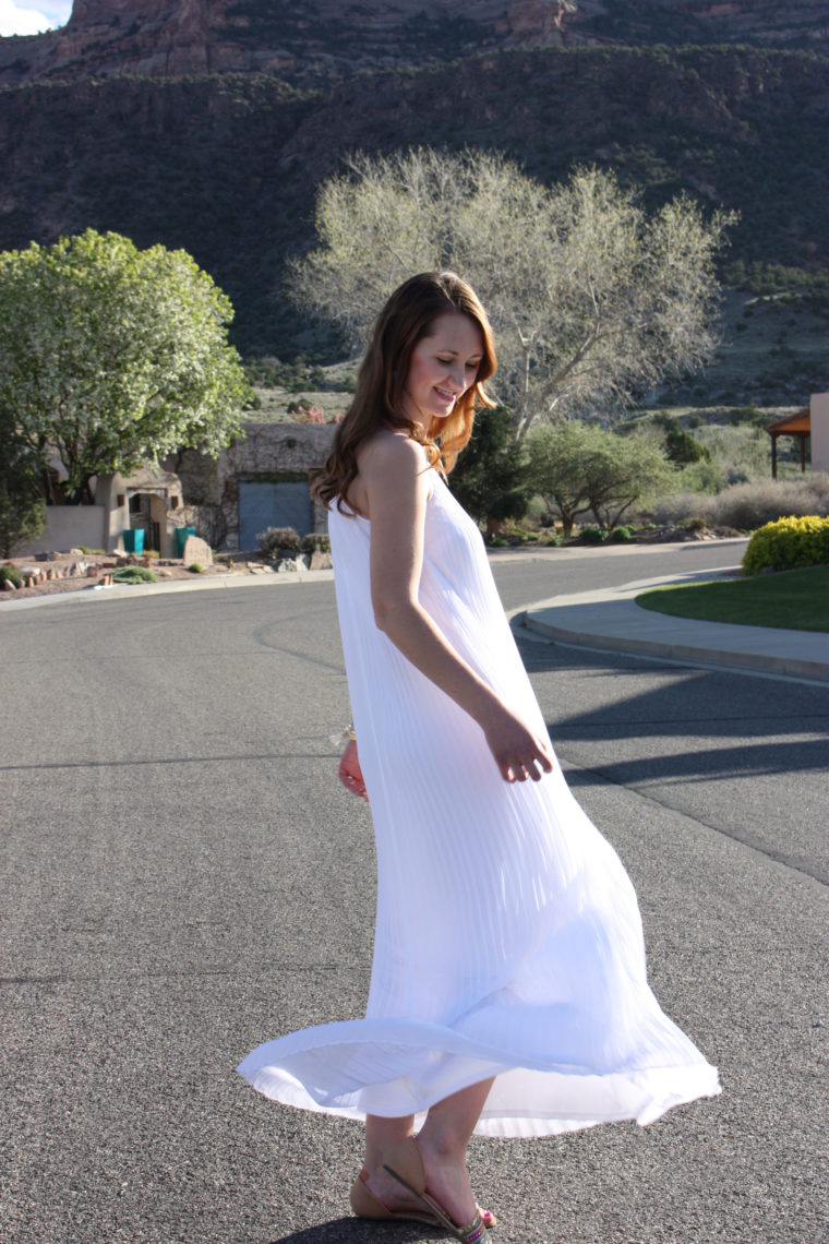 spinning, pleated maxi dress, fun outfit, Grand Junction, Colorado