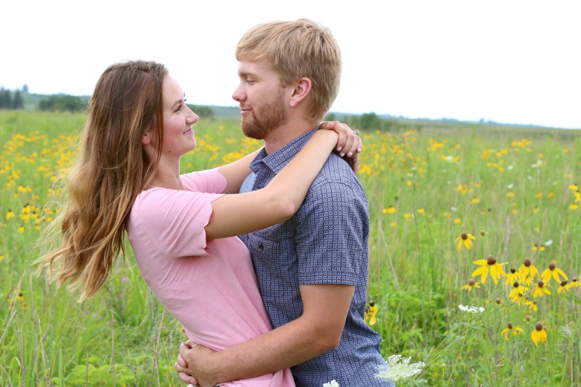 sunflower field, Iowa fields, sunflowers, 2 year anniversary, Gavin and Amanda