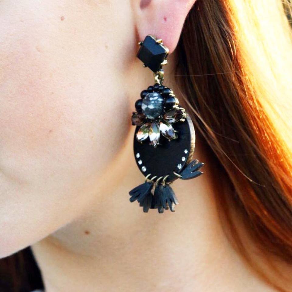 statement earrings, black earrings