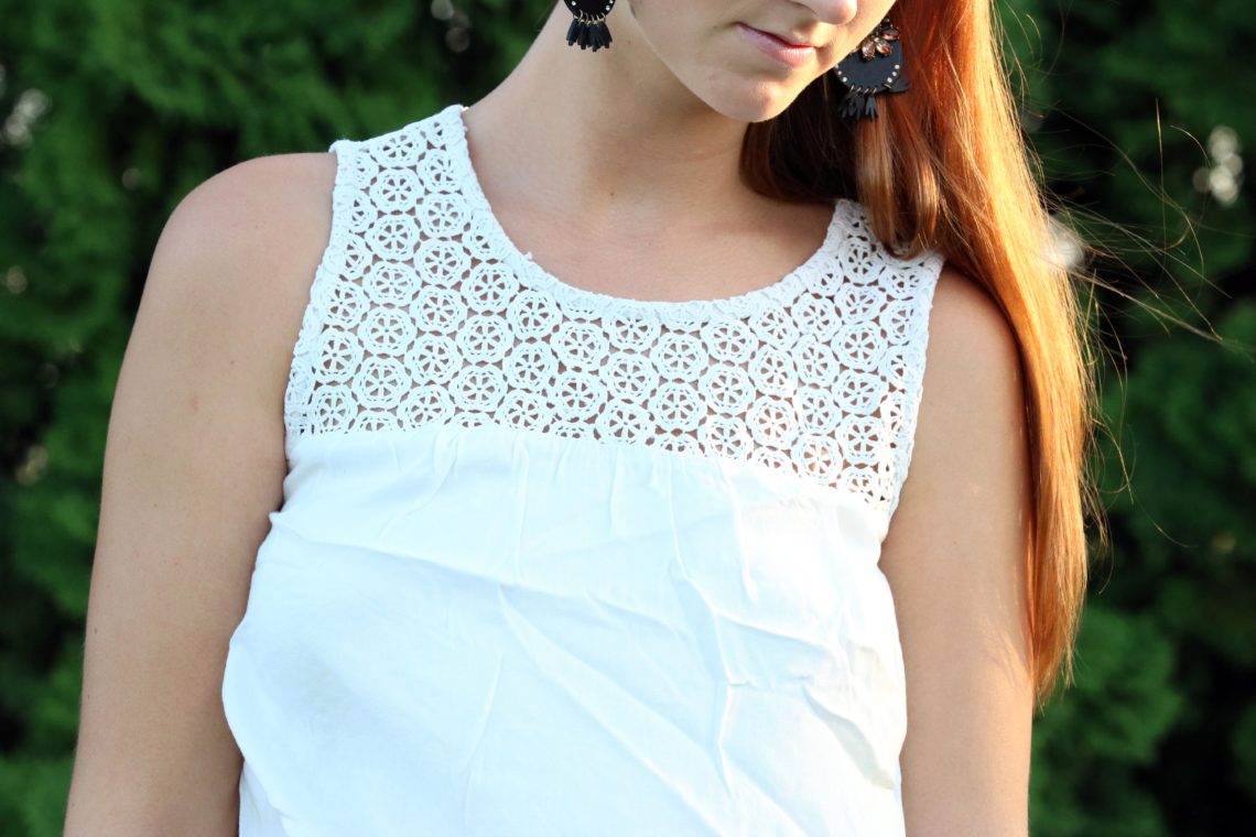 white eyelet tank, Old Navy top, white on white