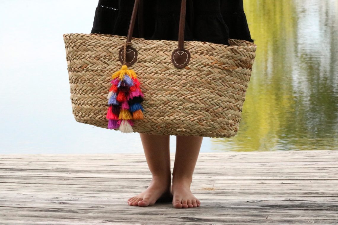 beach tote, tassels, bright colors, Summer