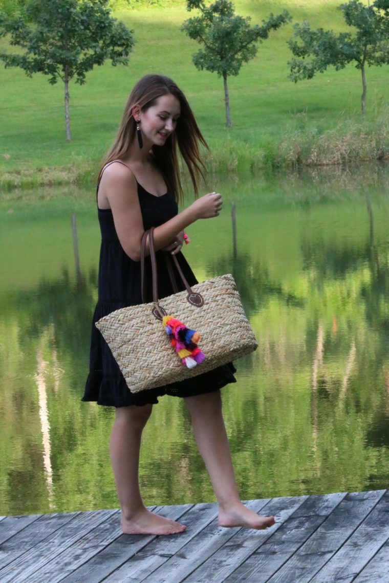 beach look, tassel tote, black dress, Summer