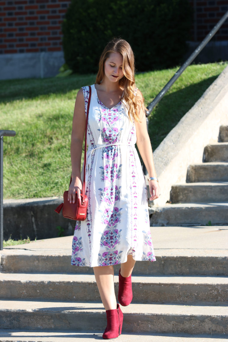 Old Navy dress, curly hair, fall look, maroon booties