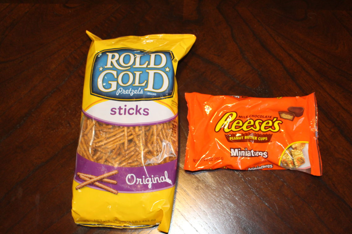 rold gold pretzels, reese's 