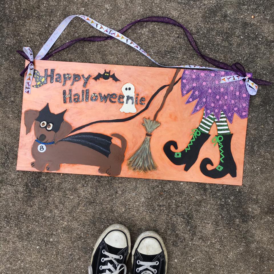 Happy Halloweenie, Halloween sign, weiner dog, 