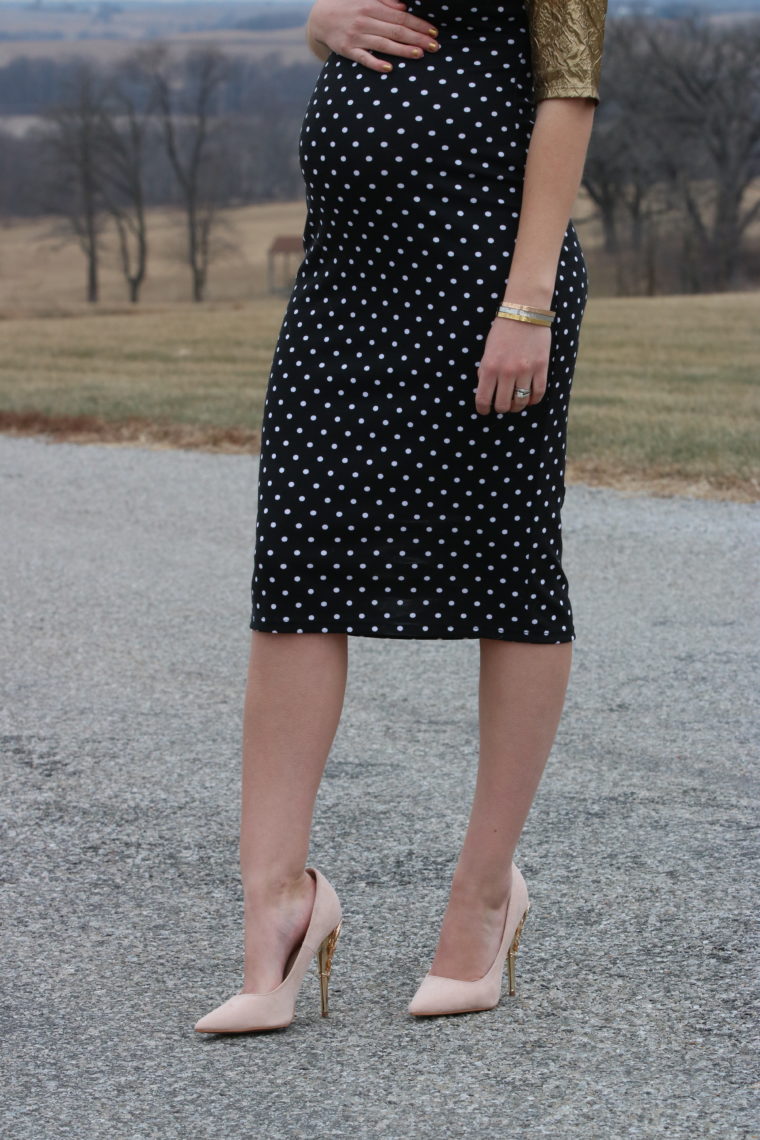 for the love of glitter, women's fashion, polka dot dress, pink pumps 