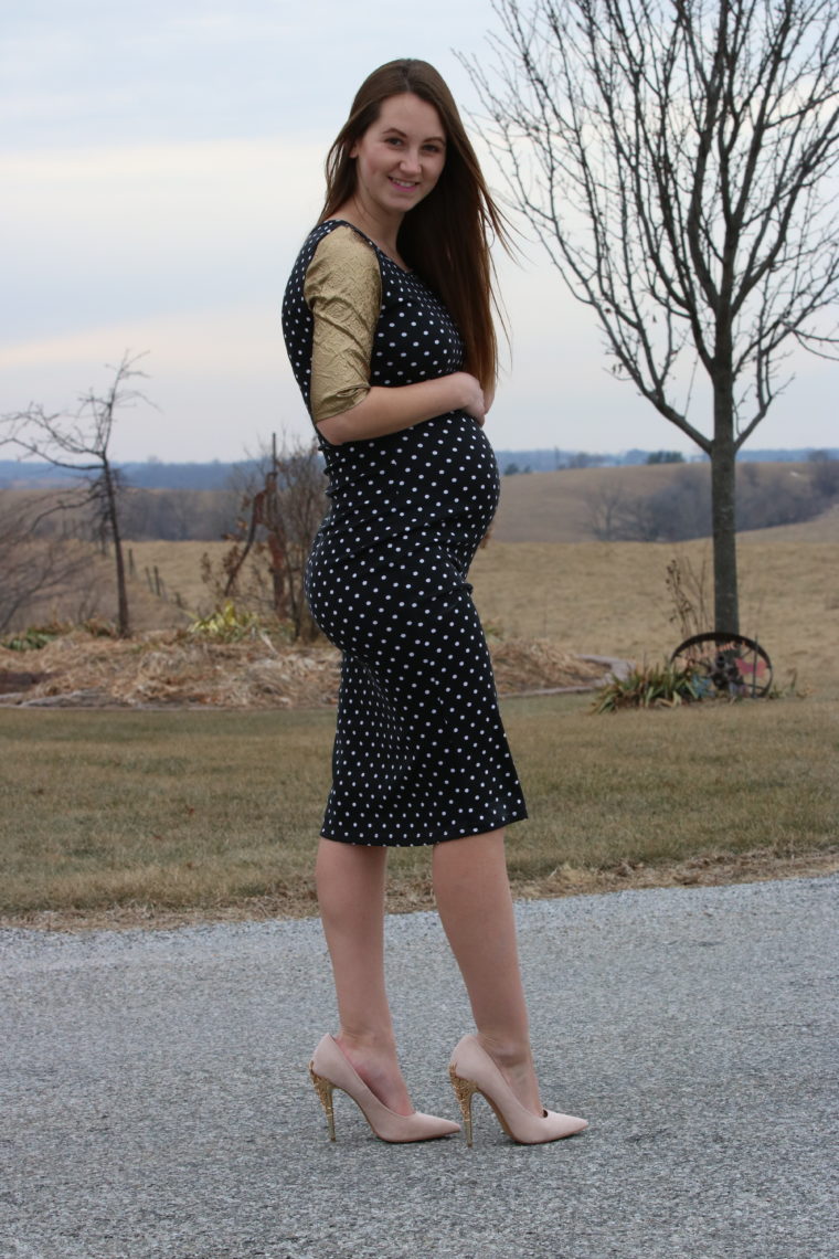 for the love of glitter, women's fashion, polka dot dress, maternity style, pink pumps
