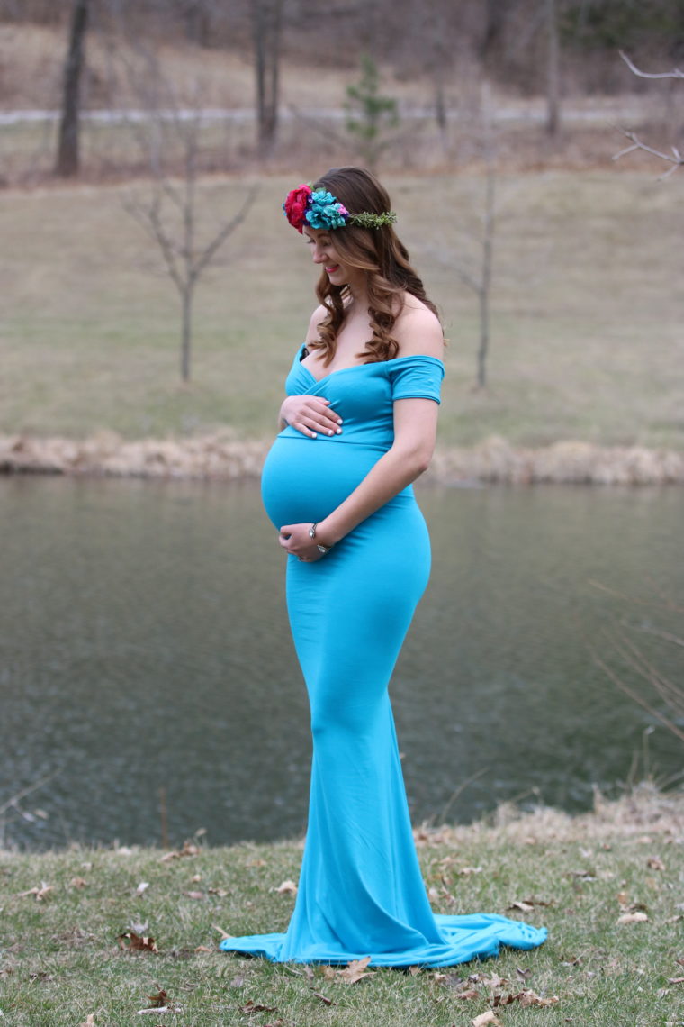 maternity photos, maternity dress, floral crown, Sew Trendy Accessories