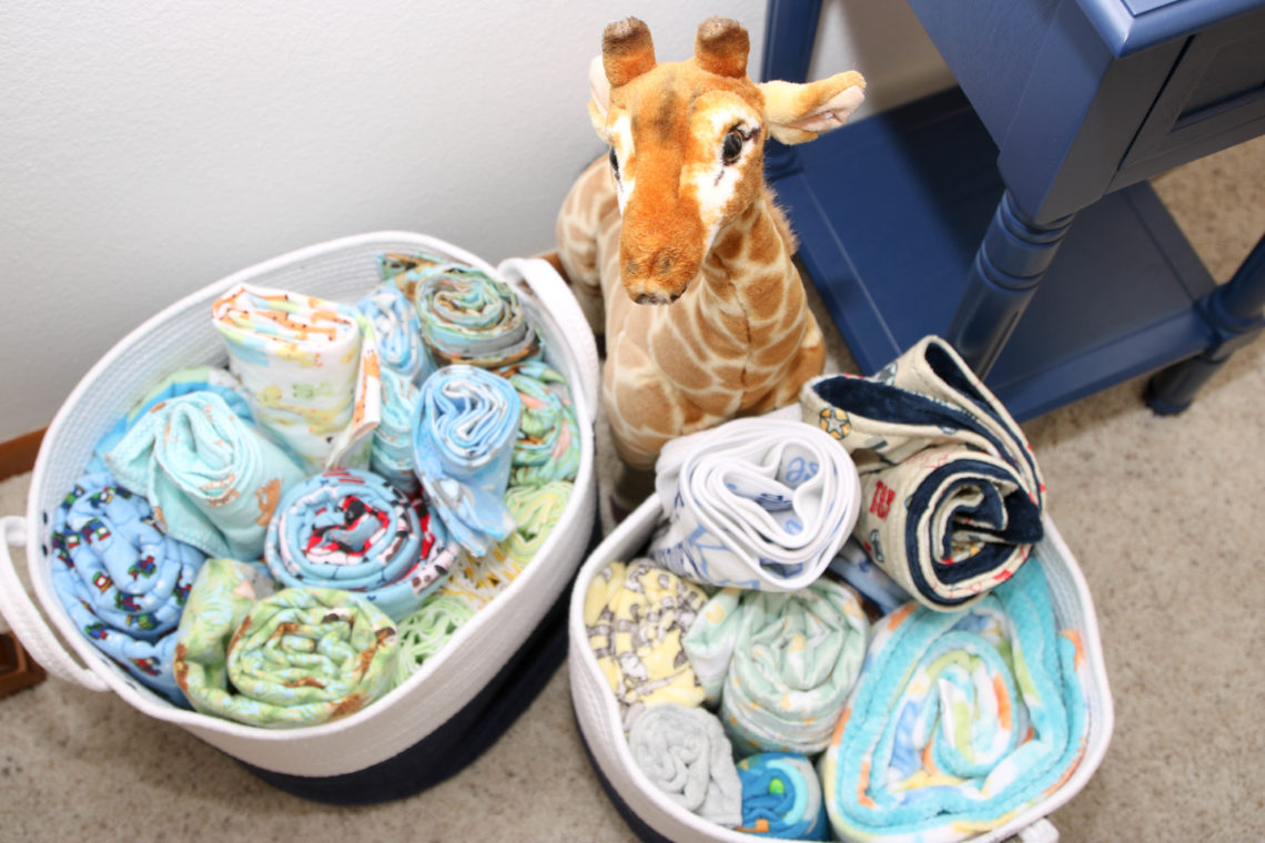 for the love of glitter, blanker bins, giraffe, safari nursery