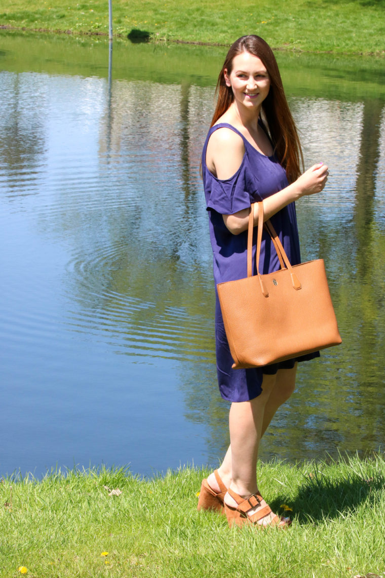 for the love of glitter, women's fashion, cold shoulder dress, Tory Burch tote, spring style