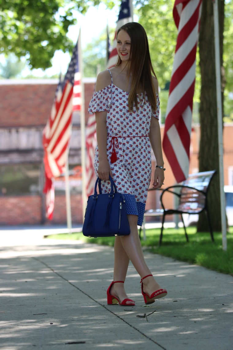 for the love of glitter, patriotic look, red heels, blue bag, women's fashion