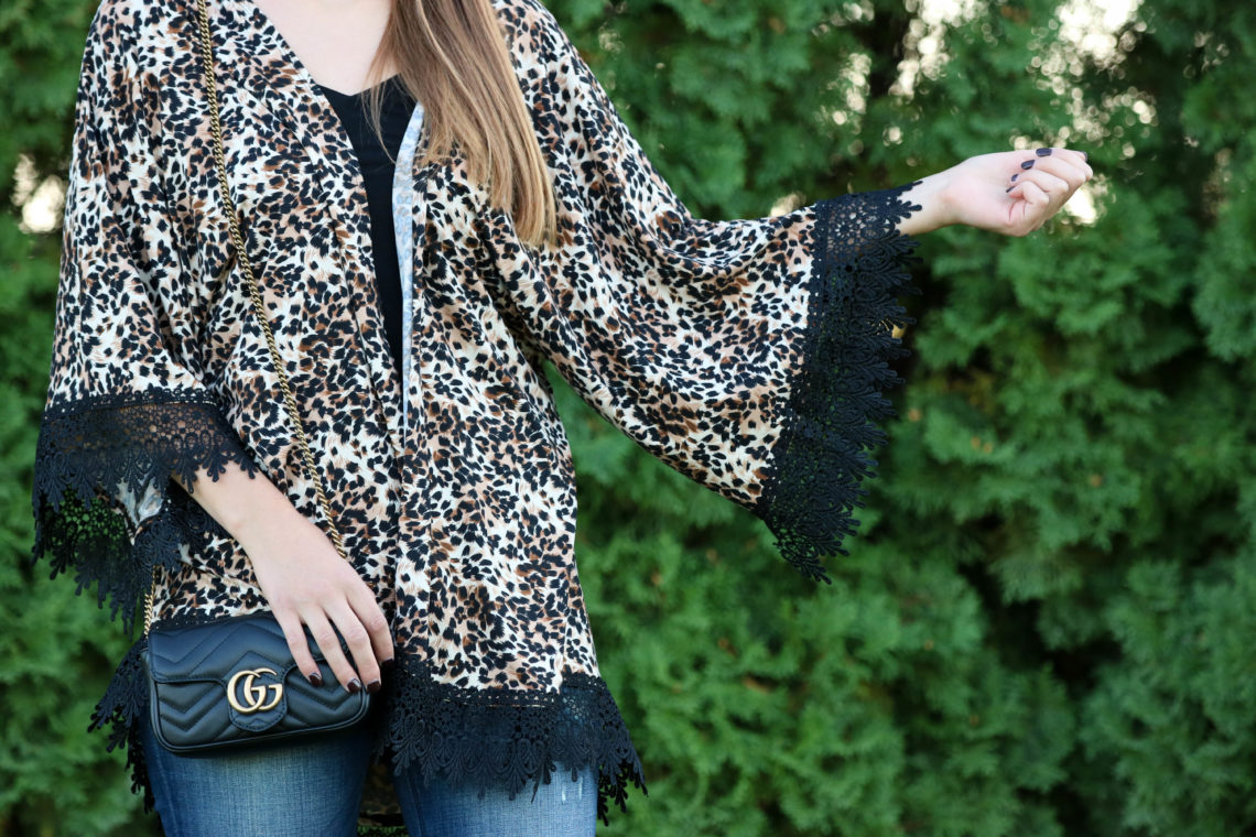 for the love of glitter, leopard kimono, lace kimono, Gucci bag, fall fashion