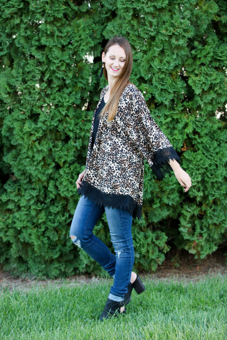 for the love of glitter, leopard kimono, open toe booties, fall style, women's fashion