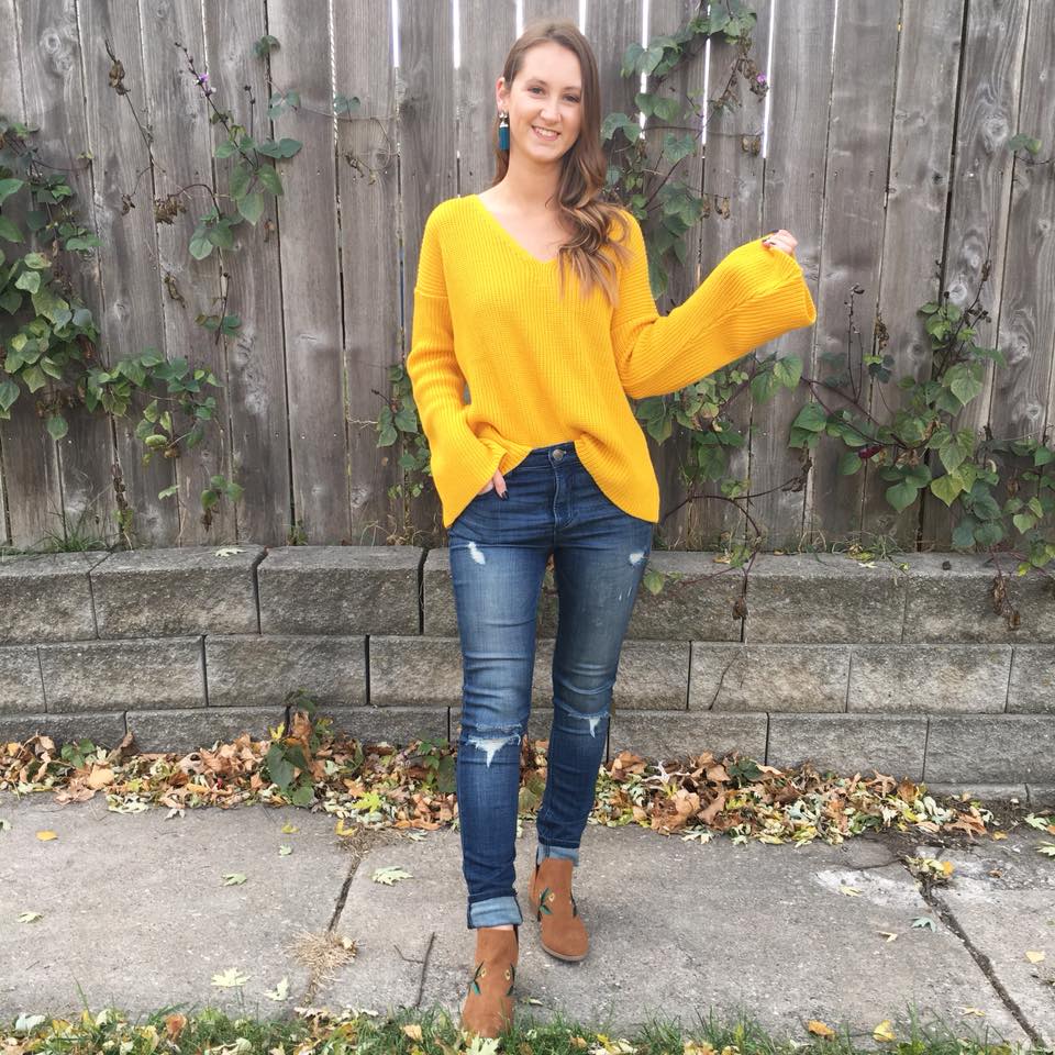 yellow bell sleeve sweater, bell sleeves, fall style