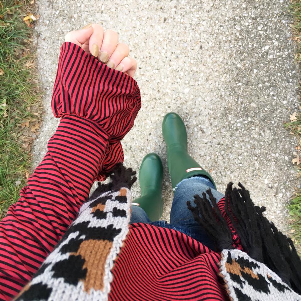 for the love of glitter, leopard scarf, bell sleeve blouse, Hunter boots, fall style