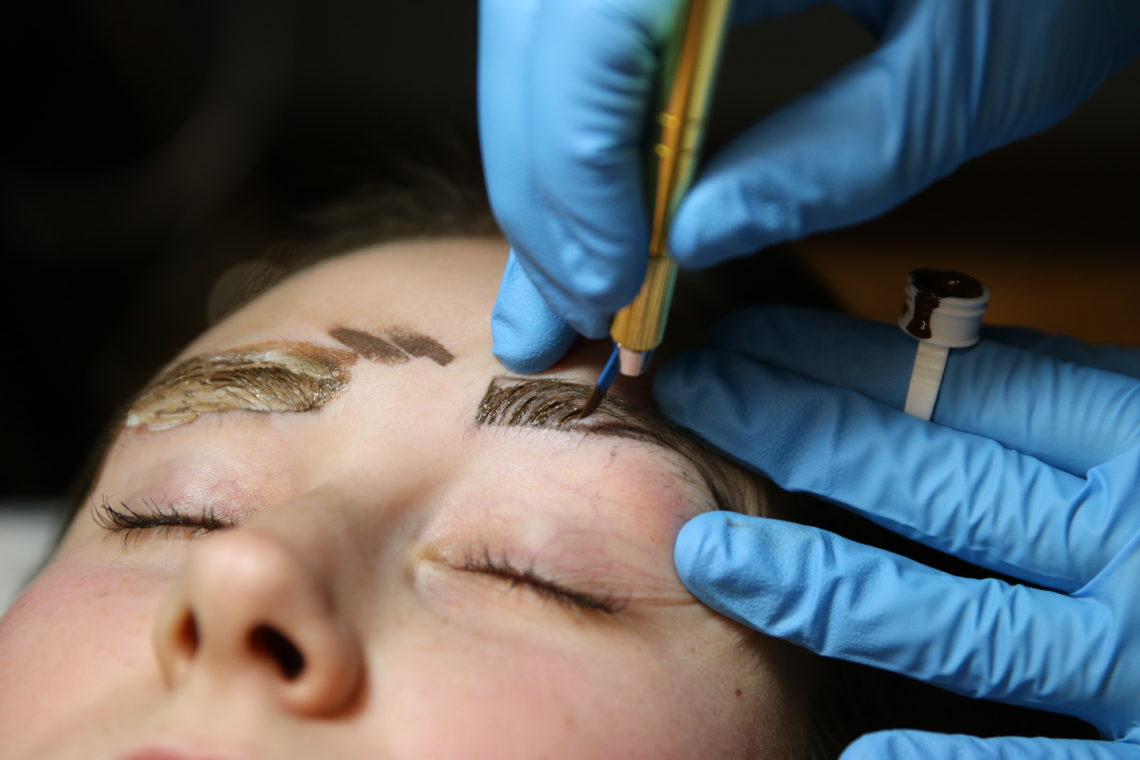 beauty technique, microbladded eyebrows, microblading