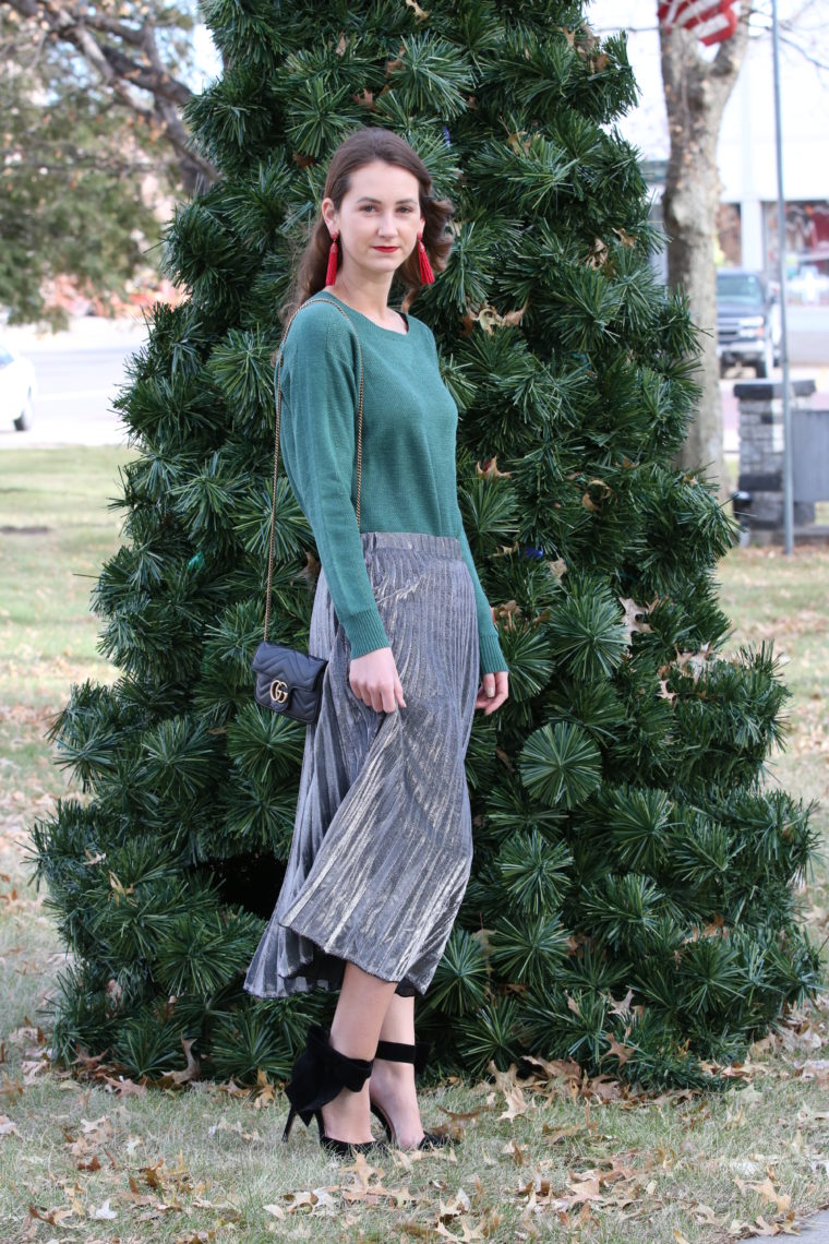 for the love of glitter, Gucci bag, silver pleated skirt, holiday style