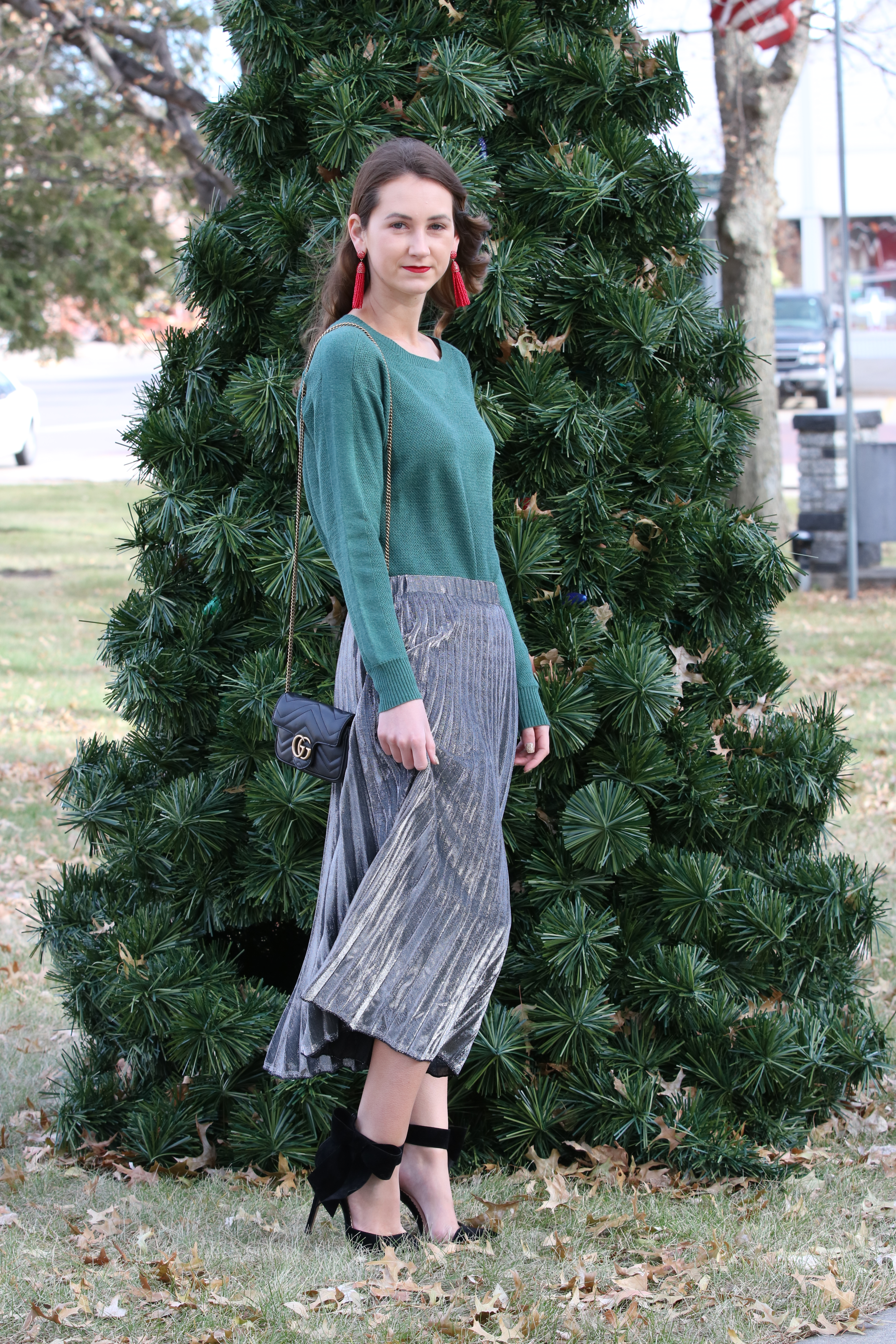 Silver pleated skirt 2017 top
