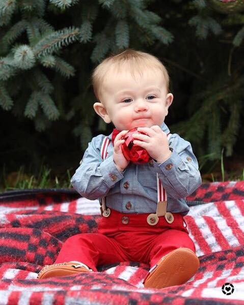 baby style, baby holiday outfit, baby Christmas photos