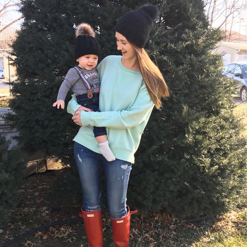 black pom pom hat, inside out sweatshirt, winter style