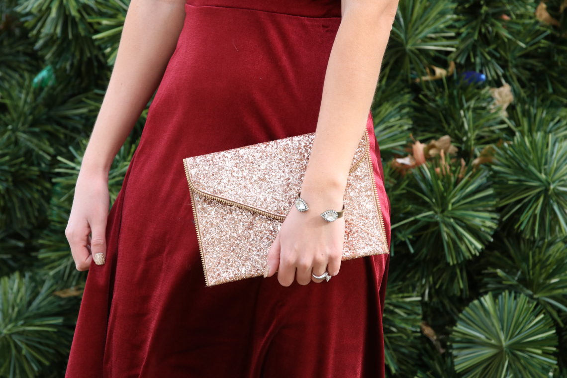 for the love of glitter, gold sequin envelope clutch, holiday style