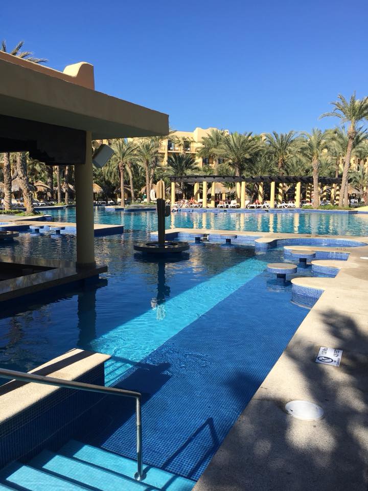 Riu Santa Fe Resort & Spa, infinity pool, Cabo, Mexico