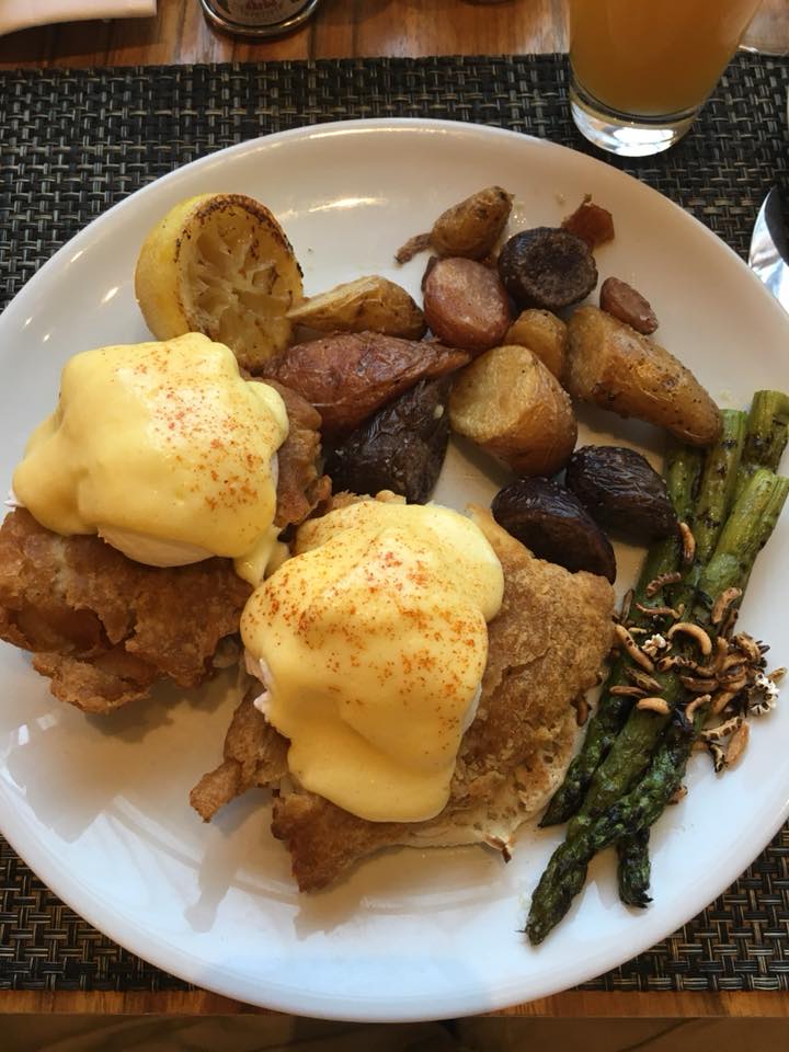 Loews Minneapolis Hotel review, Cosmos Restaurant, breakfast