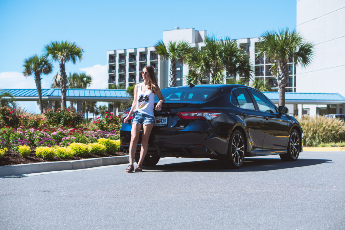 2018 Toyota Camry Hybrid SE Sedan, Toyota Camry, let's go places