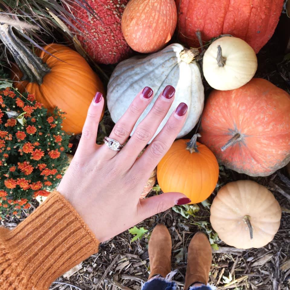 burgundy nails, orange pumpkin, white pumpkin, pumpkin patch