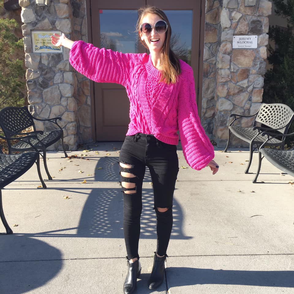 pink sweater, balloon sleeve sweater, fall style, birthday dinner