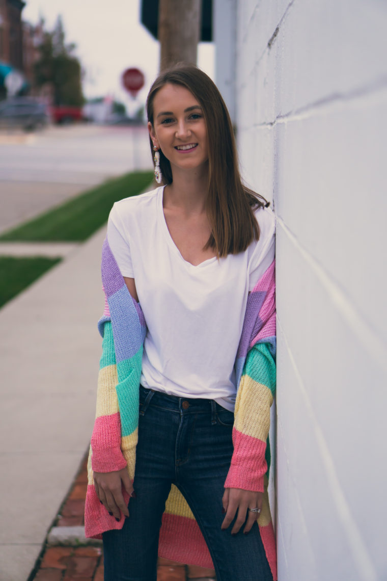 rainbow striped cardigan, rainbow cardigan, white tee, fall style