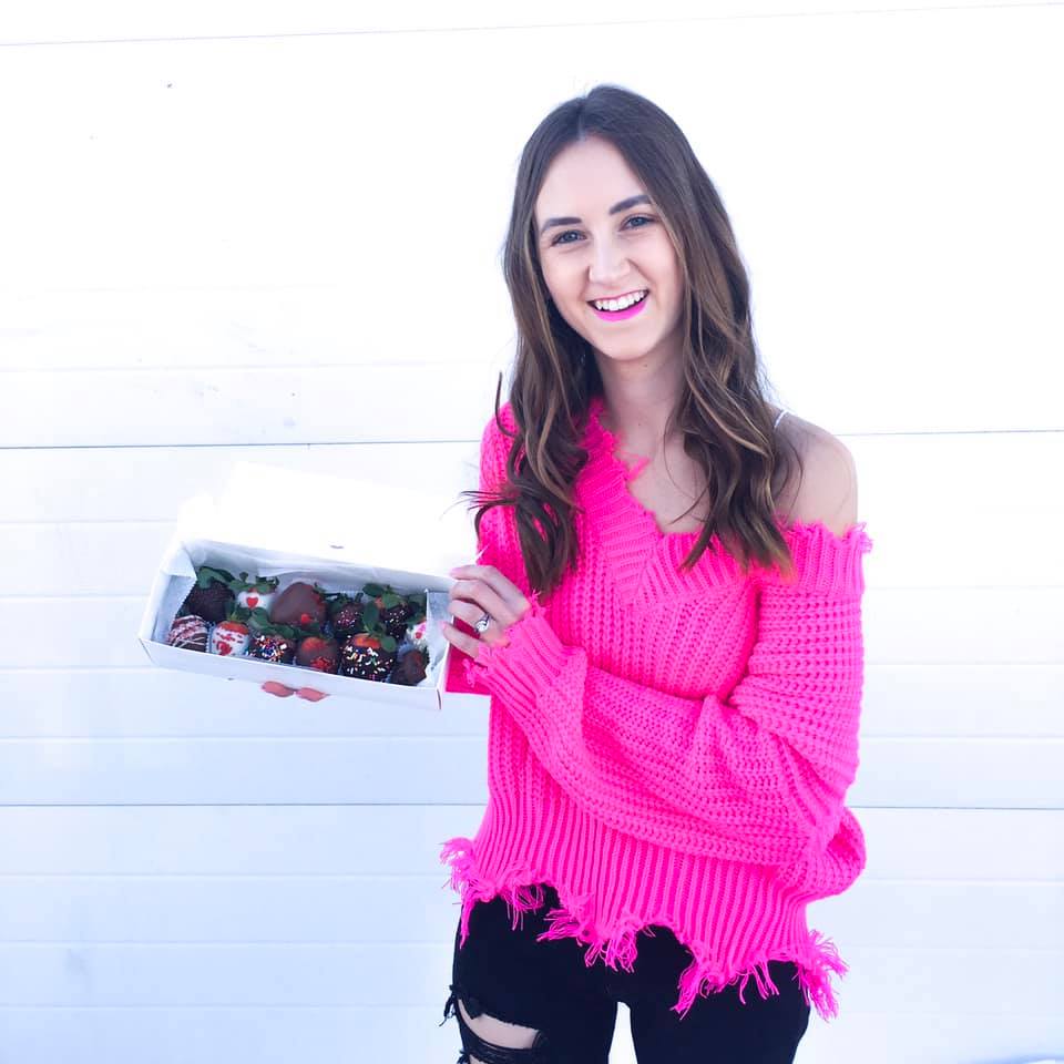 destroyed sweater, fuchsia sweater, vday outfit