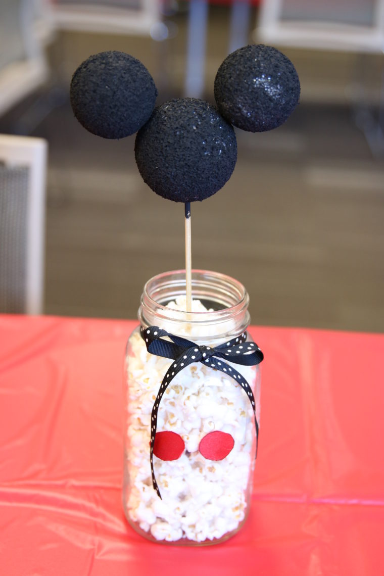 Mickey Mouse Birthday Party, Mickey Mouse table decorations