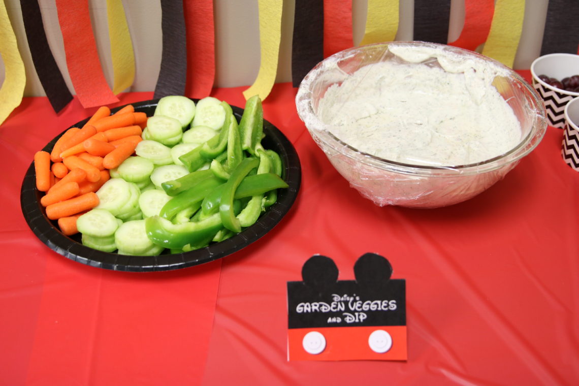 Daisy's Vegetable Garden, Mickey Mouse table tents