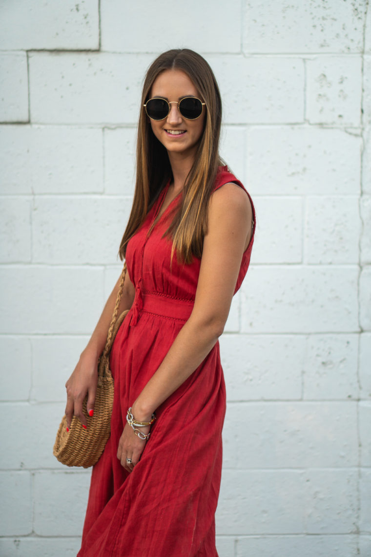 red midi dress, round sunglasses, summer style