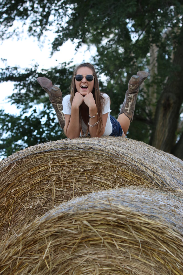 brown cowgirl boots, summer style