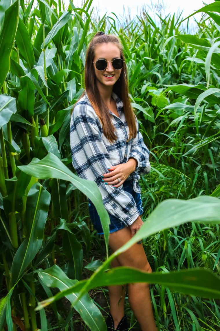 plaid long sleeve, fall style, round sunglasses