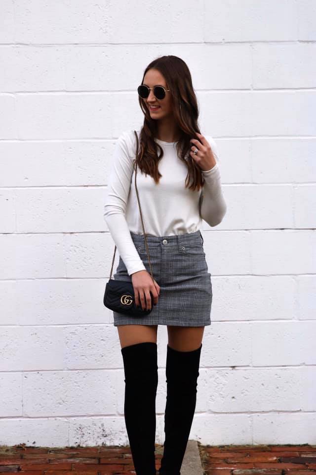 mini skirt, fall style, round sunglasses