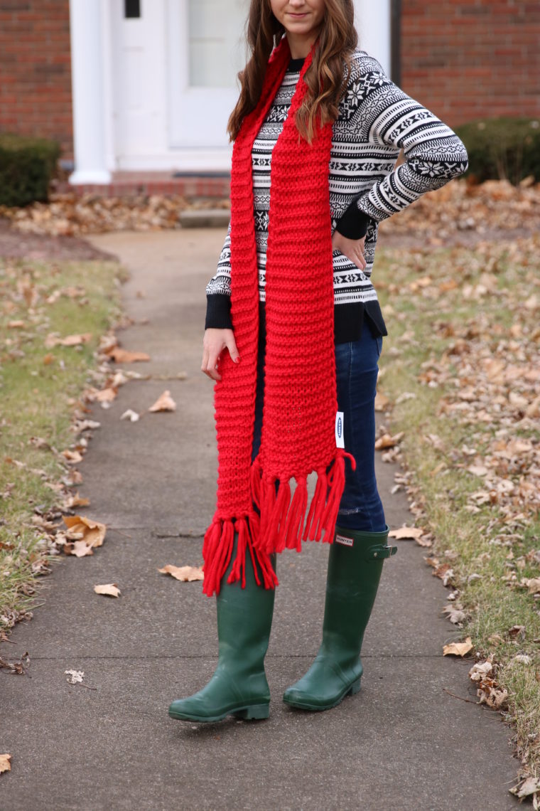 holiday scarf, Hunter boots, holiday outfit
