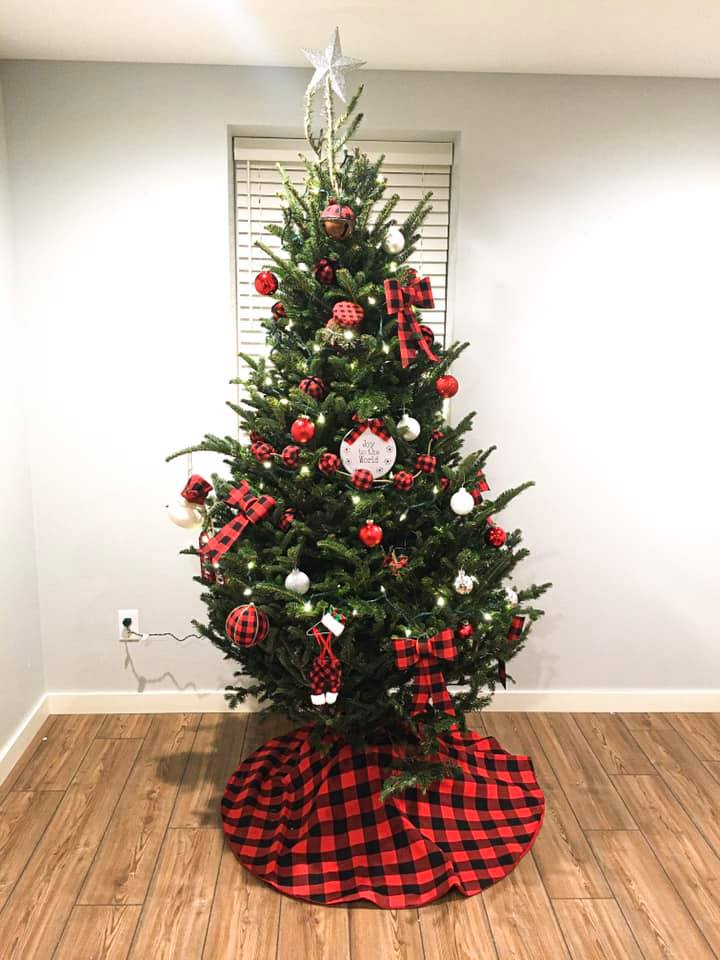 Christmas tree, buffalo plaid, home decor