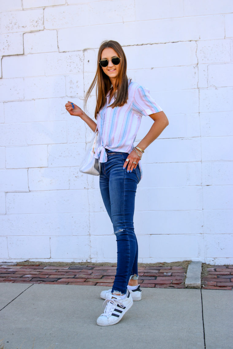 striped button up shirt, casual style, round sunglasses