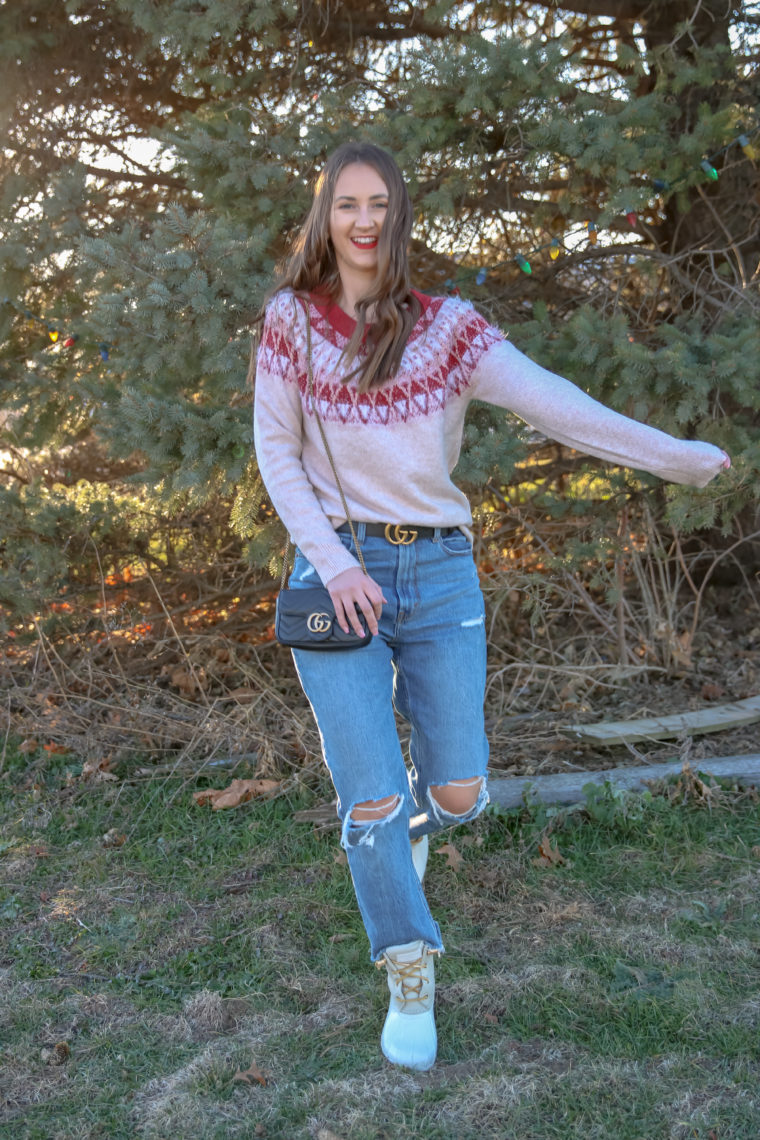 red & cream sweater, Christmas sweater, Christmas outfit