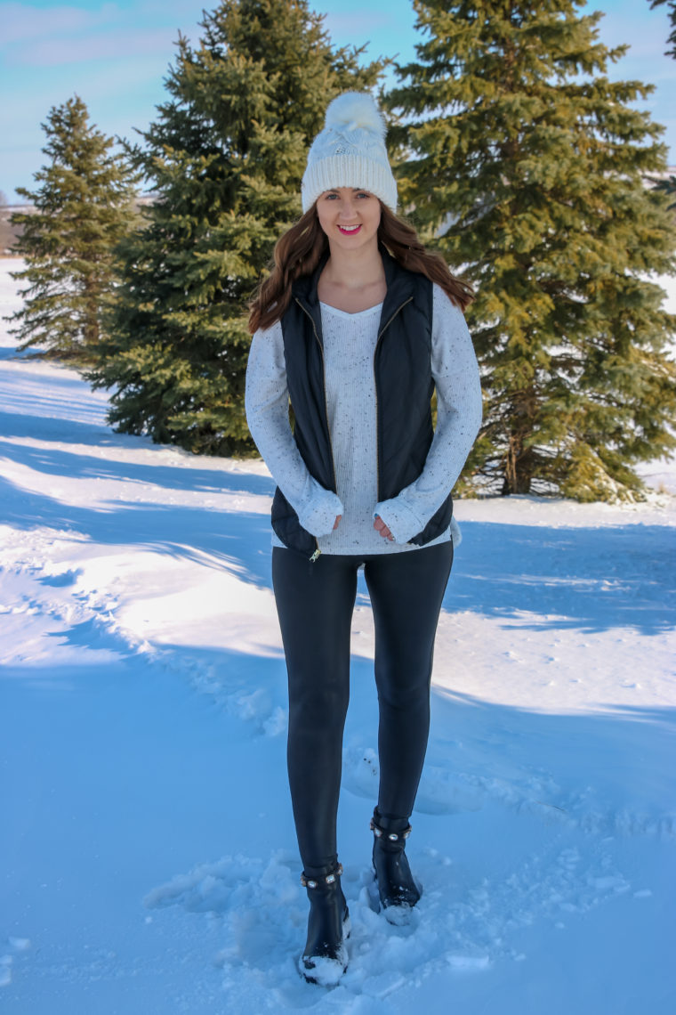 winter outfit, pom pom beanie