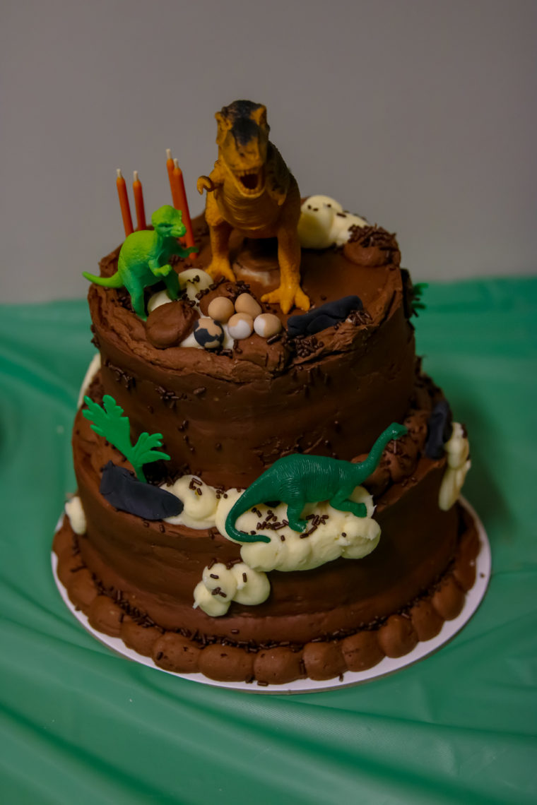 dinosaur cake